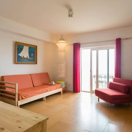 Maresia - Beachfront Apartament